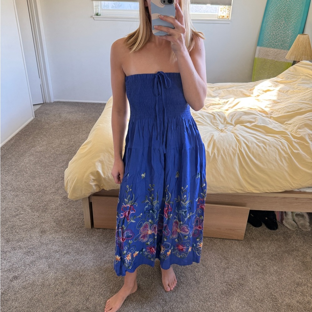 Blue Strapless Dress with Floral Embroidery